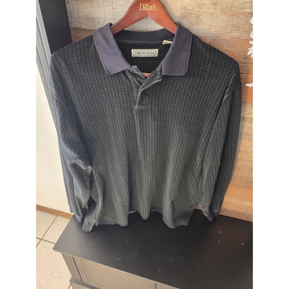 Vintage velour polo shirt by the brand Imprints